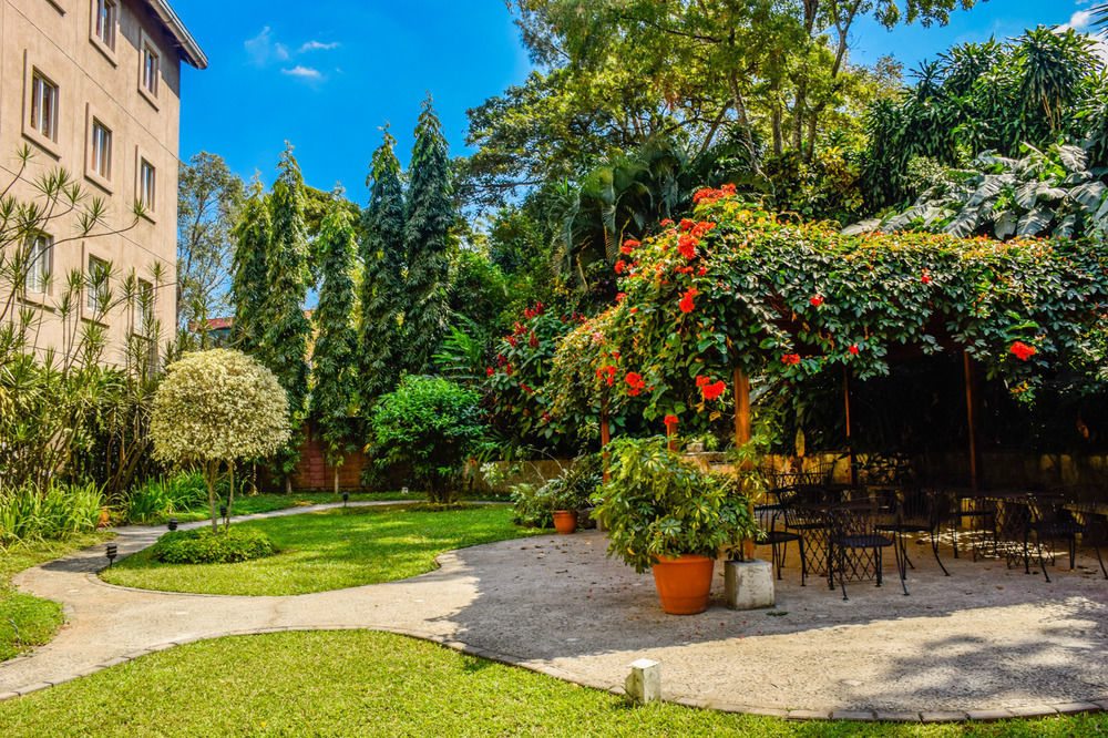 Hotel Gardenia Inn Сан-Сальвадор Екстер'єр фото